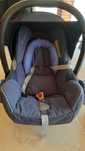 Nosidlo maxi cosi cabrio fix z bazą isofix