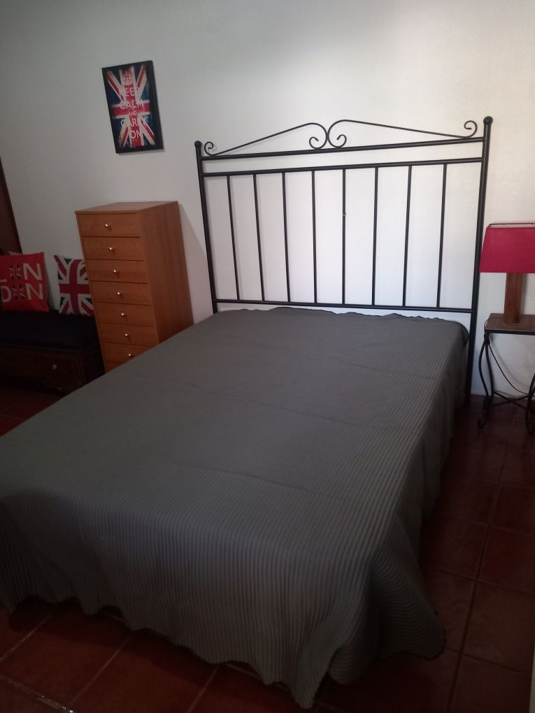 - Alugo T1 ELVAS