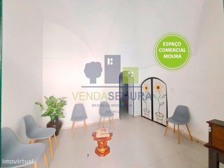 Espaço Comercial 73m2 | Centro da Cidade | Moura