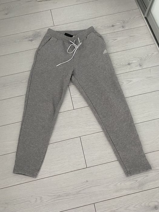 Спортивний костюм жіночий Адідас s розм