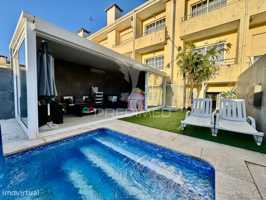 Moradia T3 com Piscina