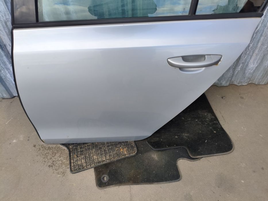 Drzwi poszycie VW Golf 6 hatchback lewy tył kompletne LA7W