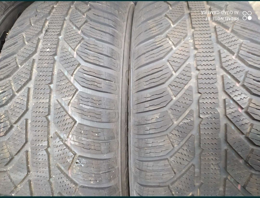 215/60R16 Semperit Master Grip 2 Zima