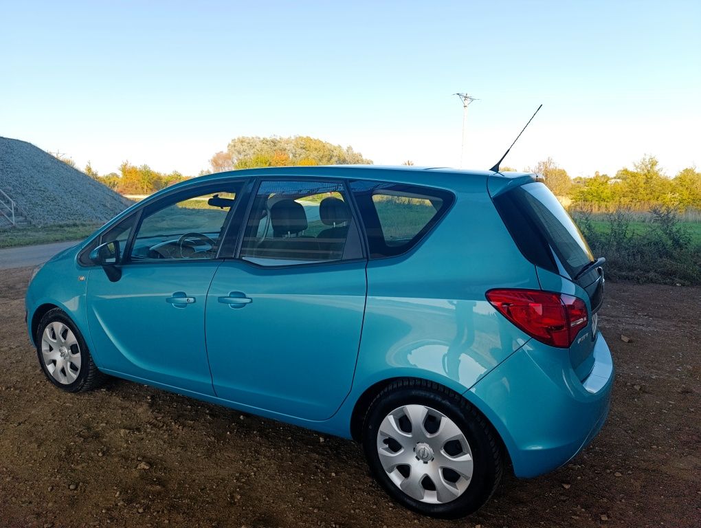 Opel Meriva B 1.4 turbo org niski prze 99tyskm Edition Niemcy panoram