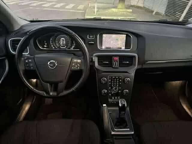 Volvo V40 2.0 D3 (2018) NACIONAL