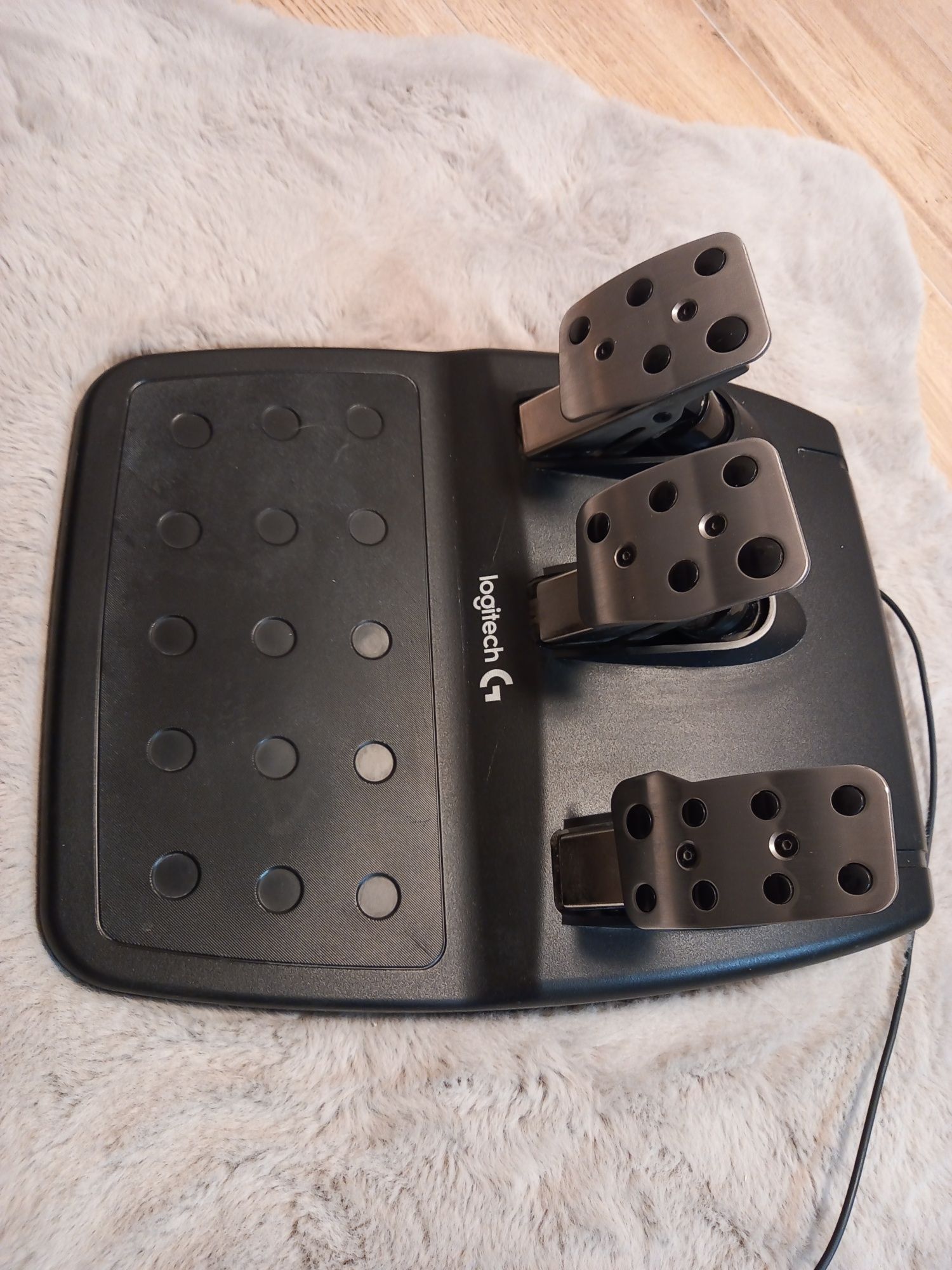 KUP i SPRZEDAJ JAK SIE ZNUDZI Kierownica Logitech g920 + pedały +