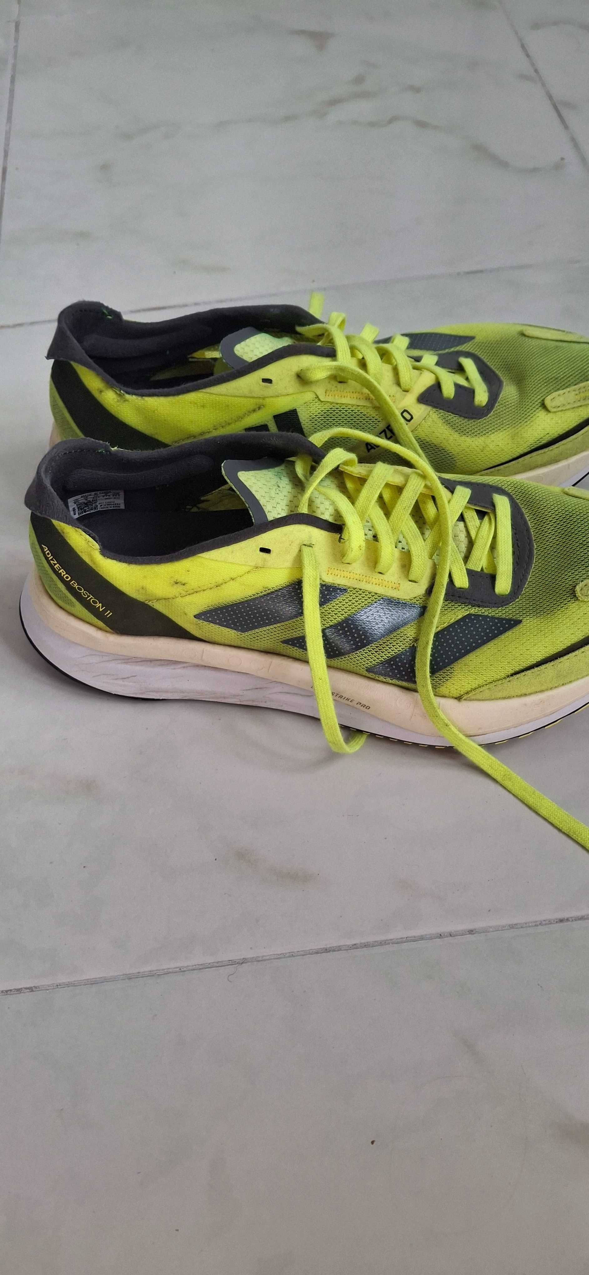 Tenis corrida Adidas Boston 11 usados(tamanho 43/3)
