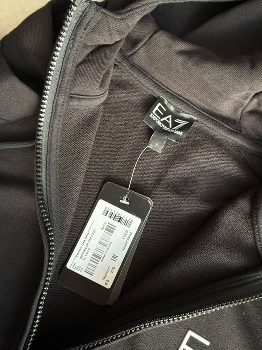 Шикарний костюм  спортивний  Emporion Armani 7