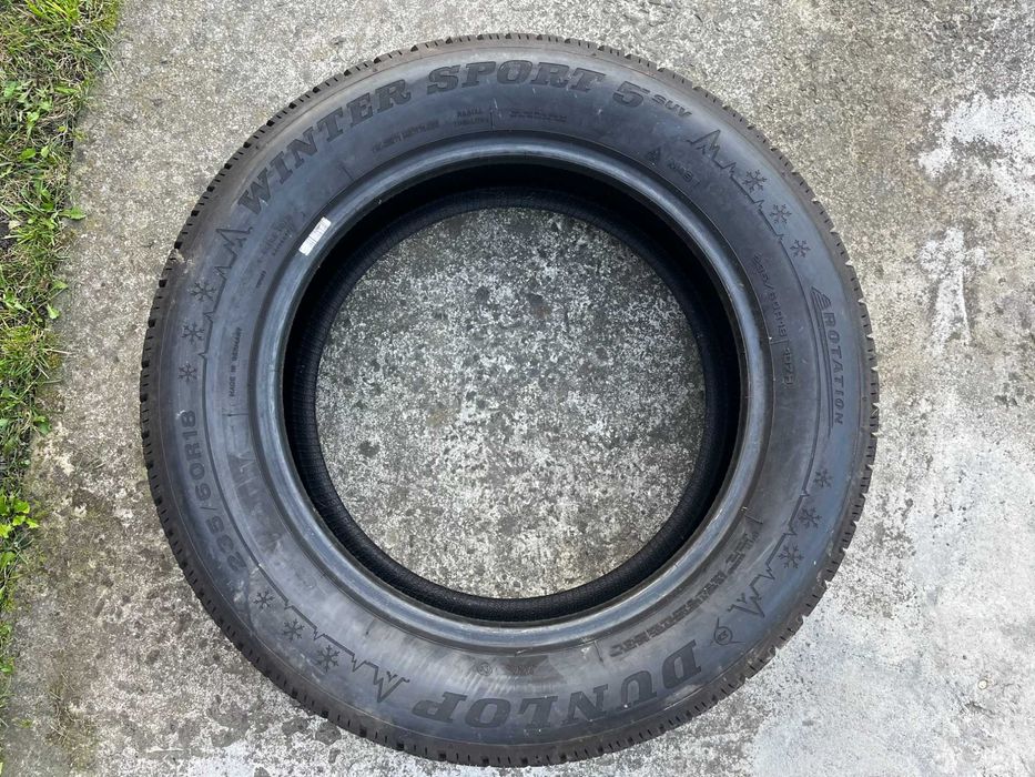 ШИНИ зимові 235/60 R18 Dunlop Winter Sport 5