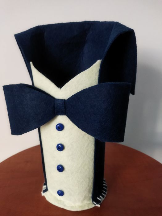 Sprzedam stroik na butelkę 2szt.