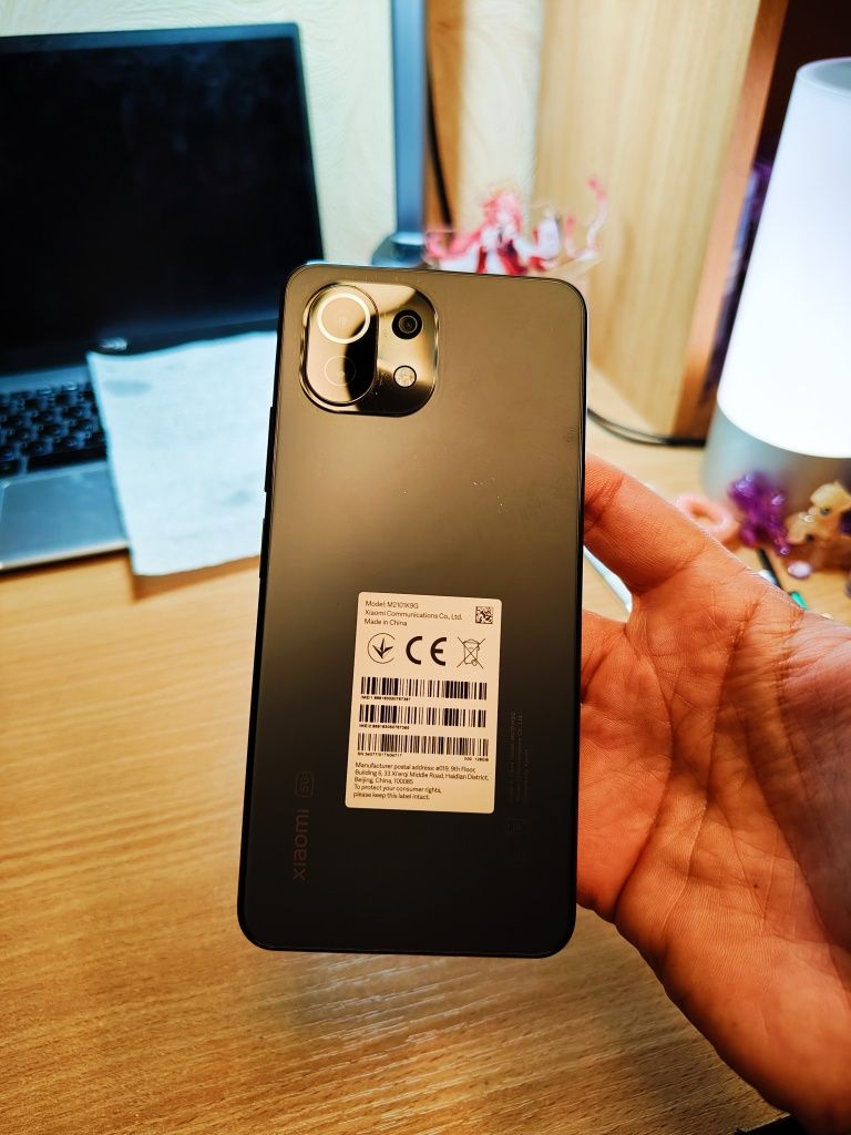 Продам Xiaomi 11 lite 5g black 8-128