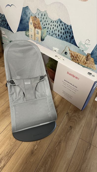 Leżaczek Babybjorn szary mesh Bujaczek
