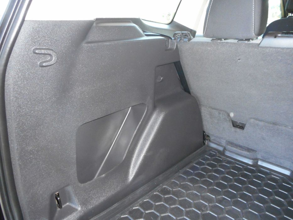 Ford Escape 2017 III покоління (FL) • 1.5 EcoBoost AT (179 к.с) • SE