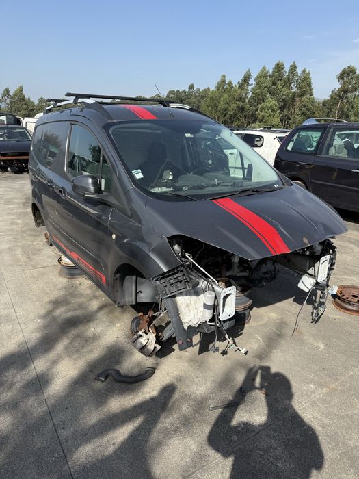 Peças Ford Transit Courier