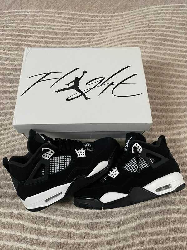 Jordan 4 Retro White Thunder R.41