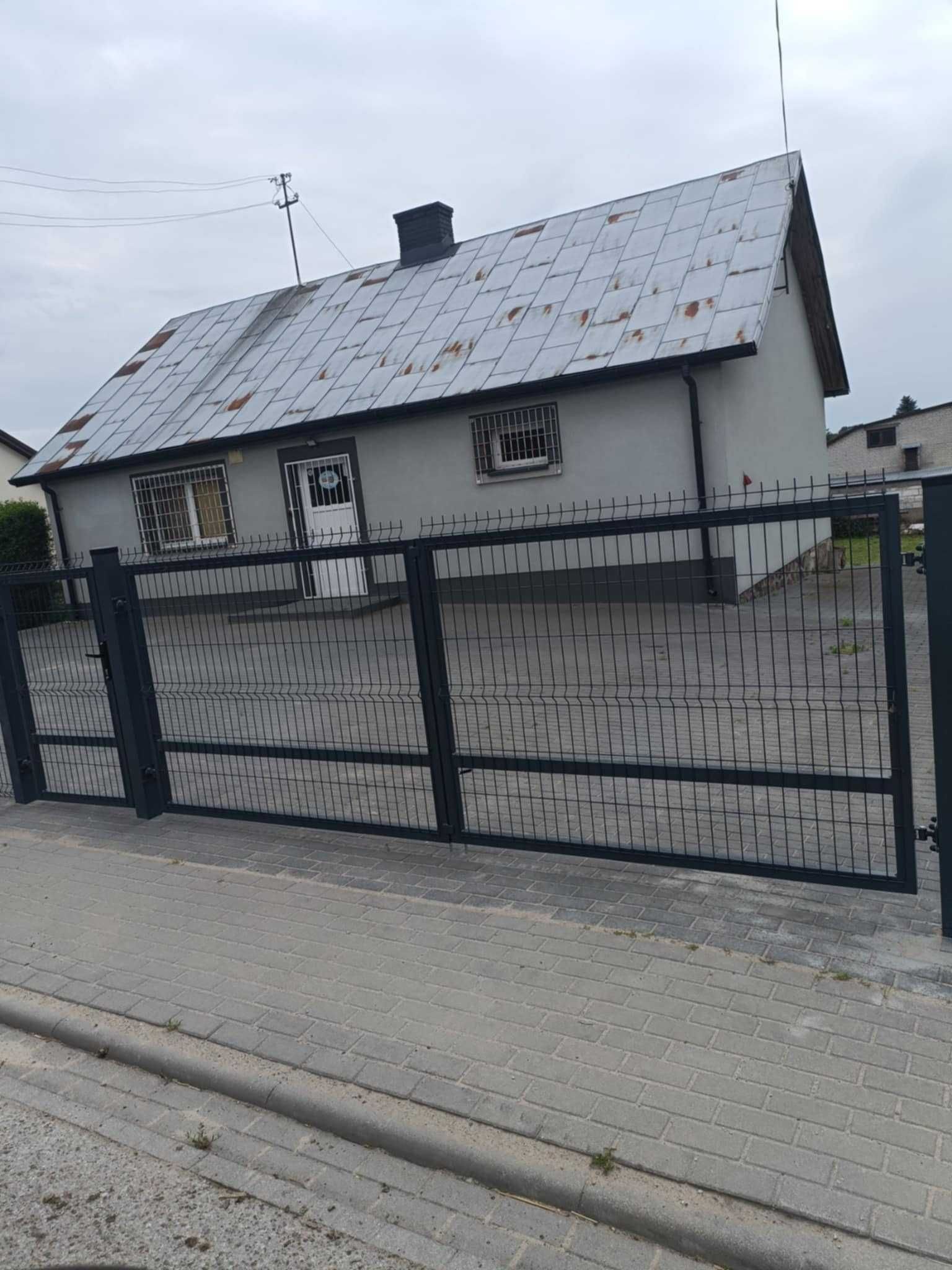 Działka 5 ar z budynkiem mieszkalnym, Rogów