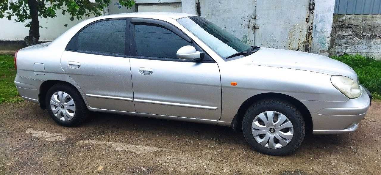 Продам Daewoo Nubira II (2 литра 16 кл.) Кореец