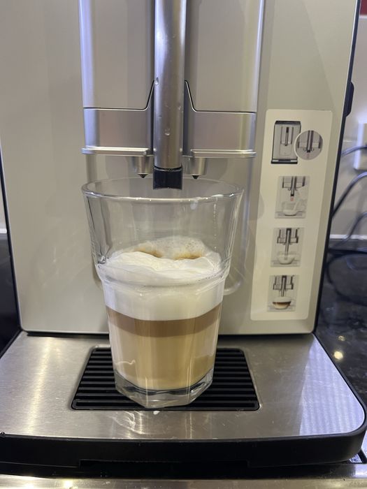 продам кофемашину Bosch verocup300