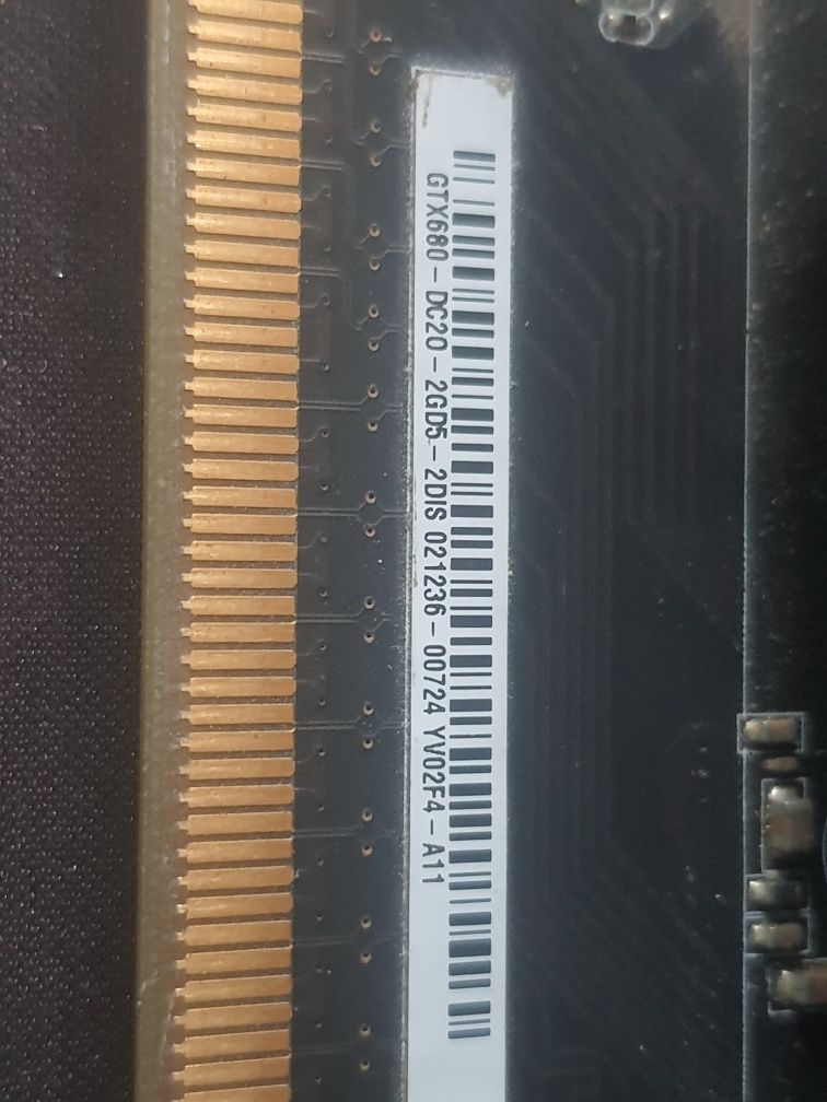 Відеокарта gtx680 2 gb