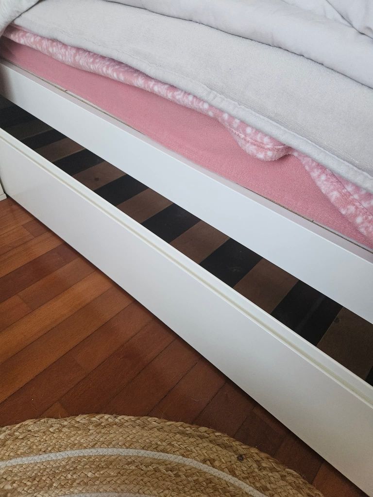 Cama solteiro dupla com gavetão e colchão Emma