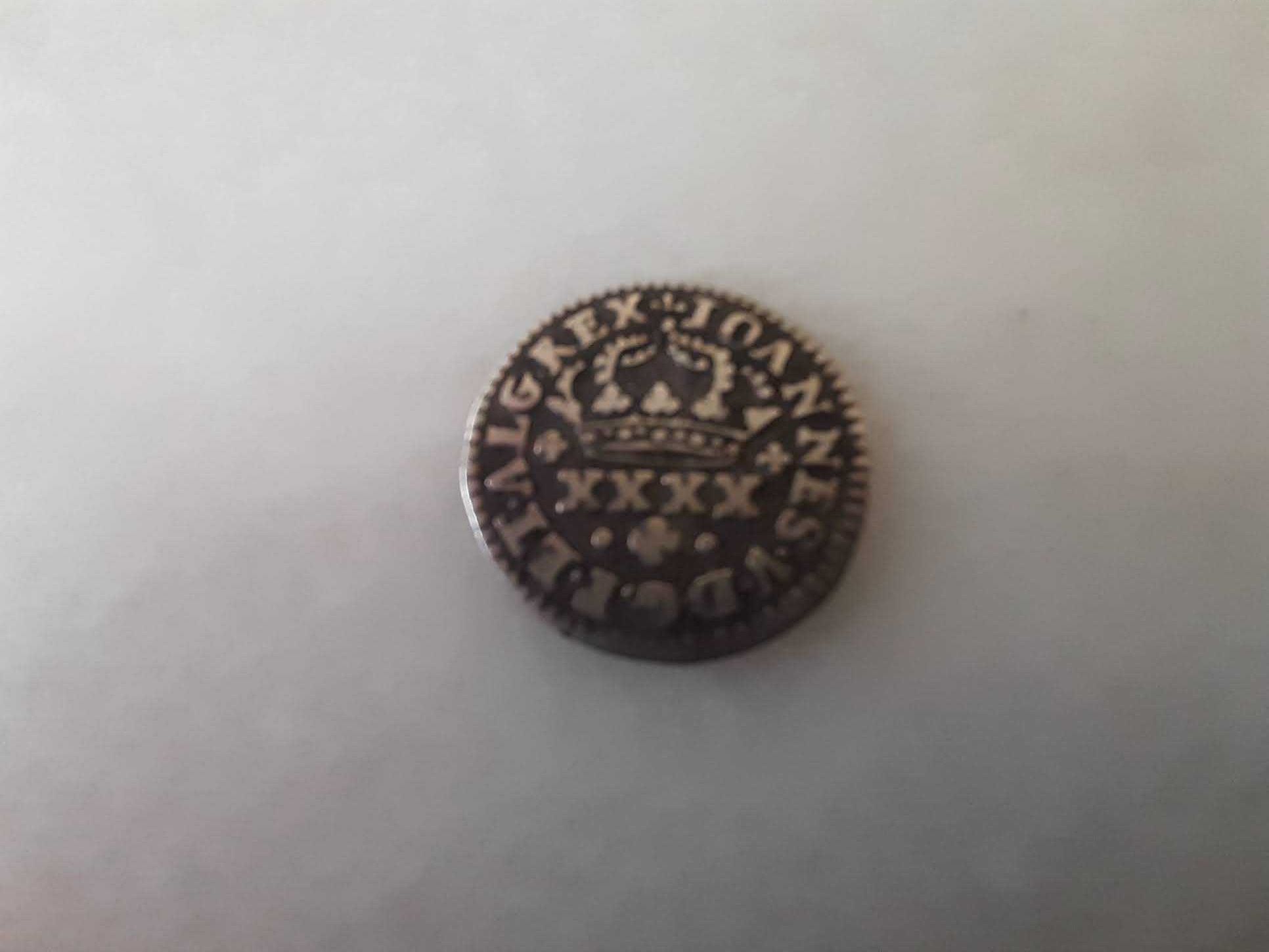 2 moedas prata Raras de Monarquia séc.XVIII(excelente estado)