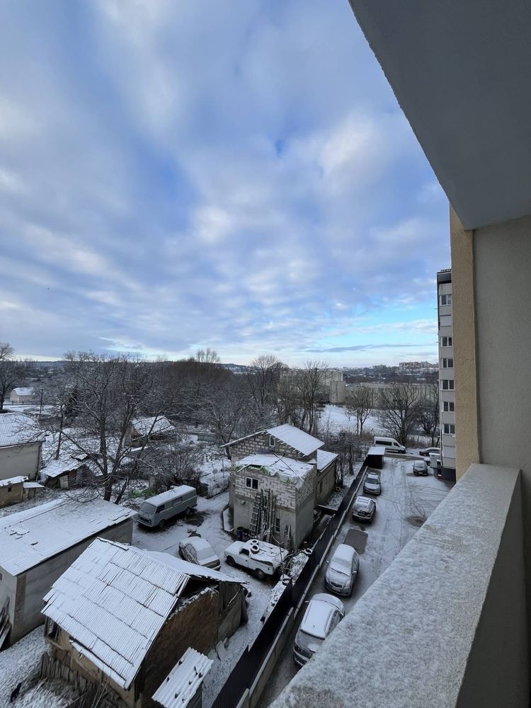 2  кім на Білогірській в зданому будинку