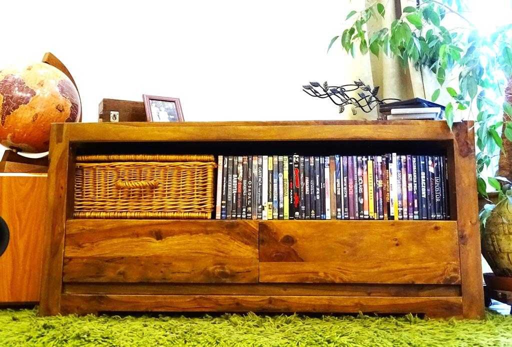 Orientalna szafka z drewna egzotycznego palisander z salonu AlmiDecor