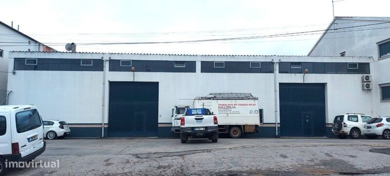 Armazém destinado a comércio em Laboeiro