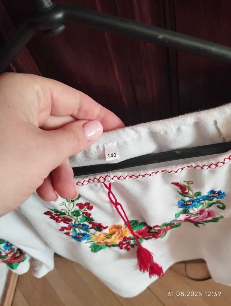 Вишиванка для дівчинки!