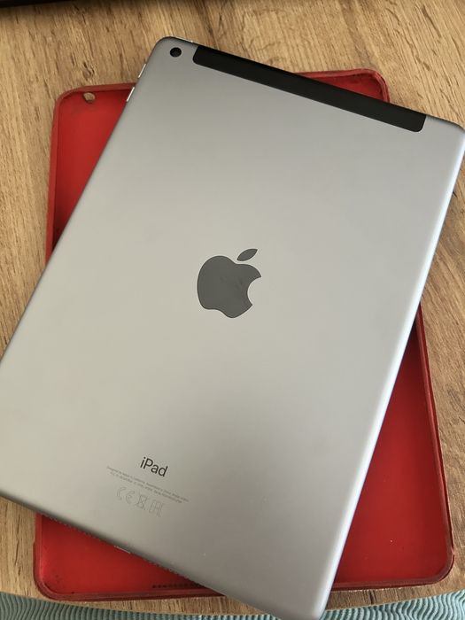 IPad 6a Gen | 128GB (wifi + telemovel) + capa