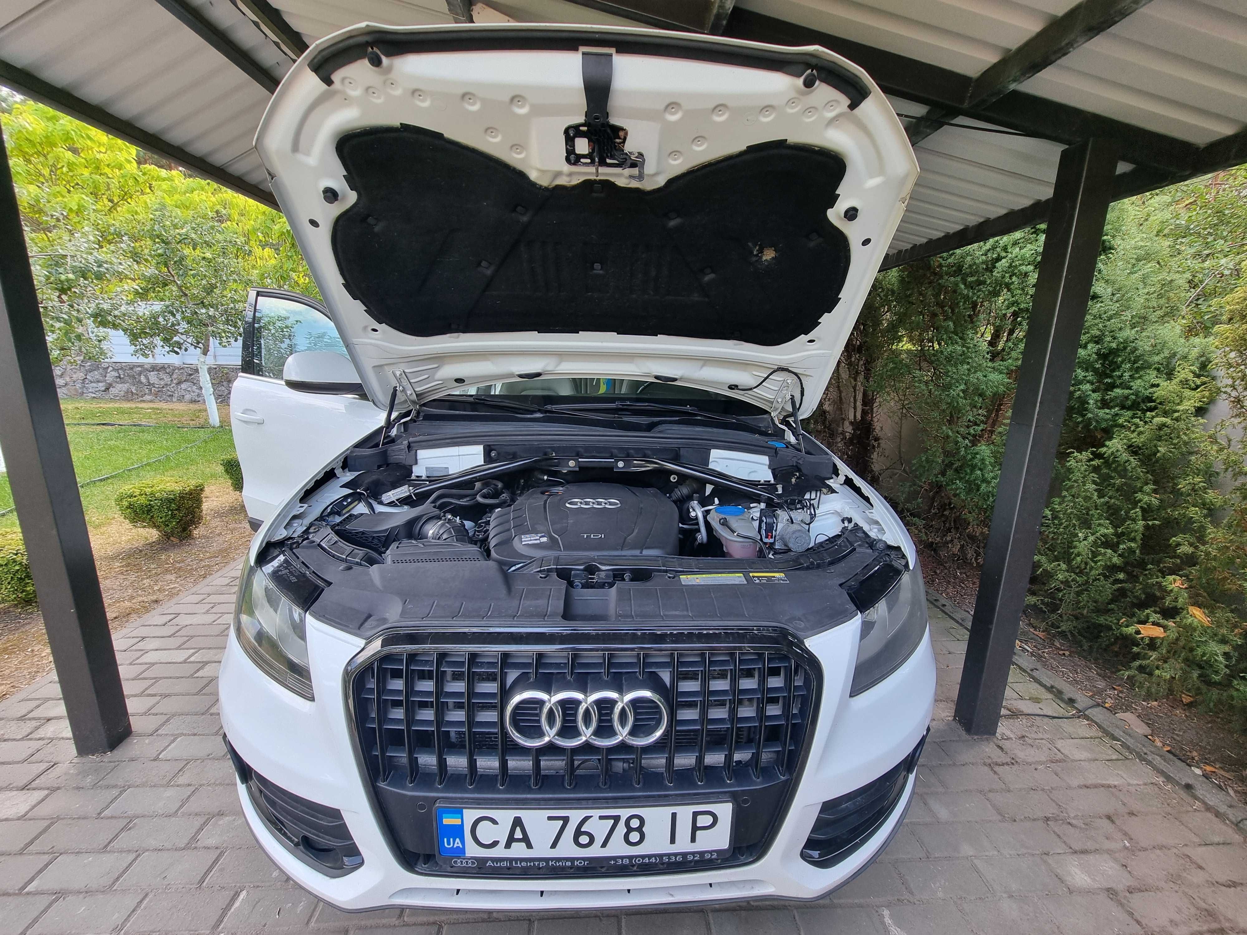 Audi Q5 2012  Typ 8R