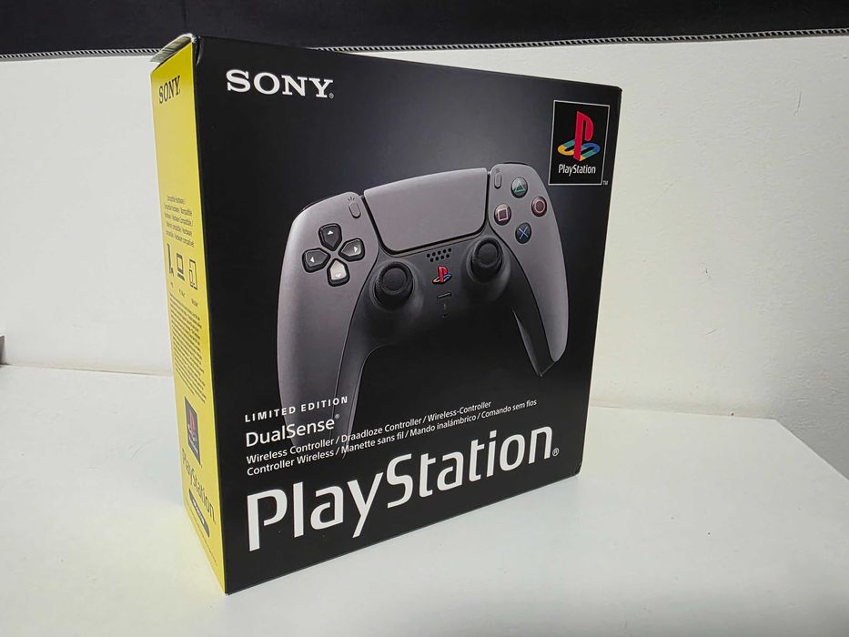 Comando DualSense PS5 Edição Limitada 30 Anos - Limited Edition NOVO