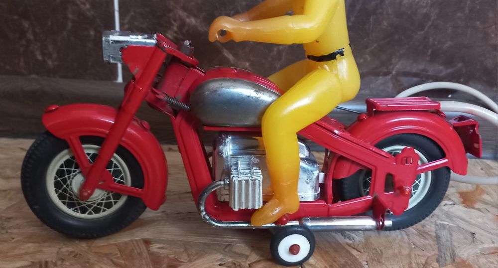 Мотоциклист мотоцикліст мотоцикл ссср іграшка