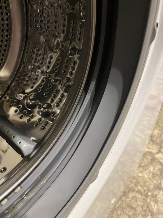 LG стіралка автомат стан нової