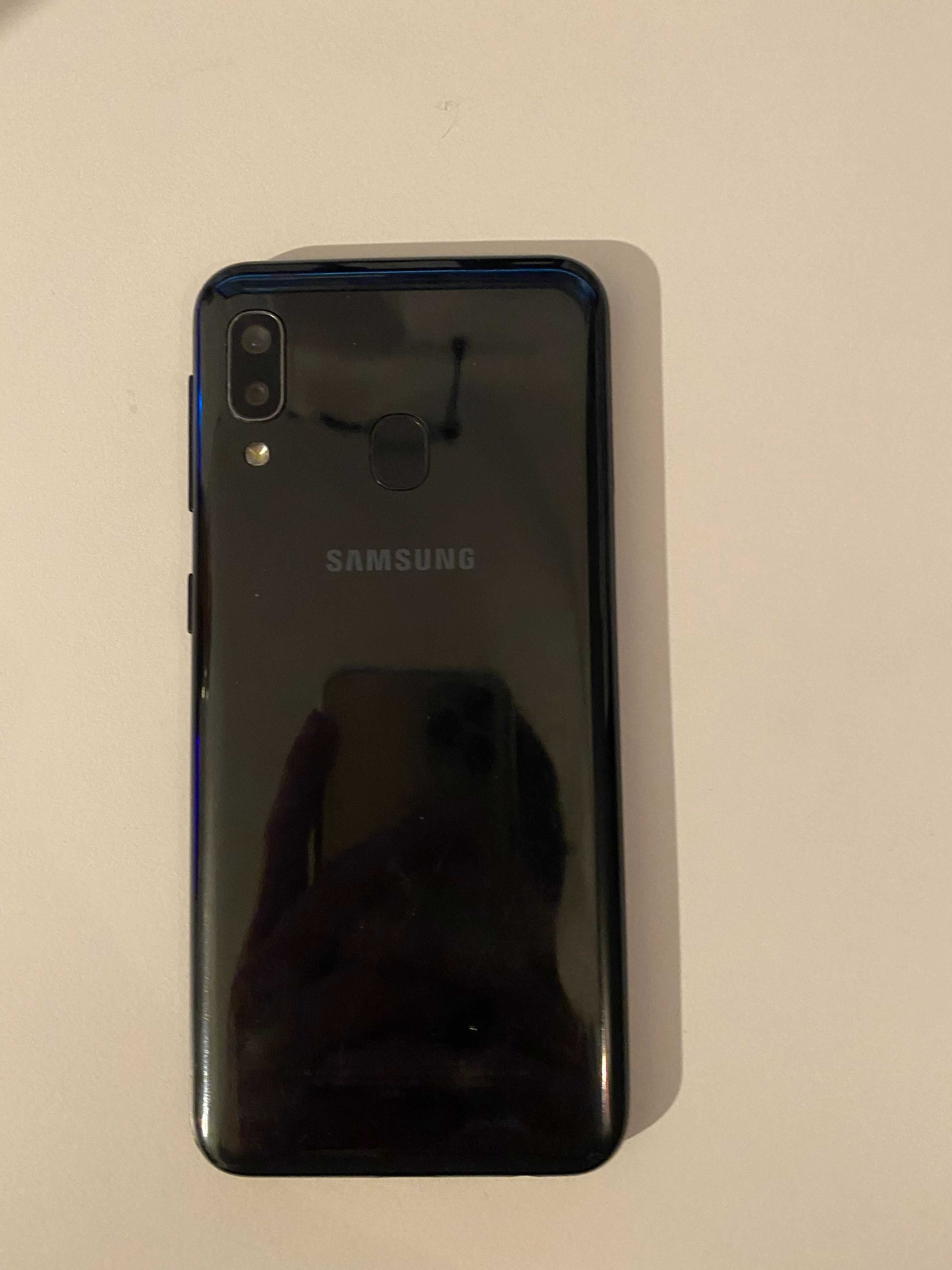= Galaxy A20e Black 3gb/32gb stan bdb jak na zdj =