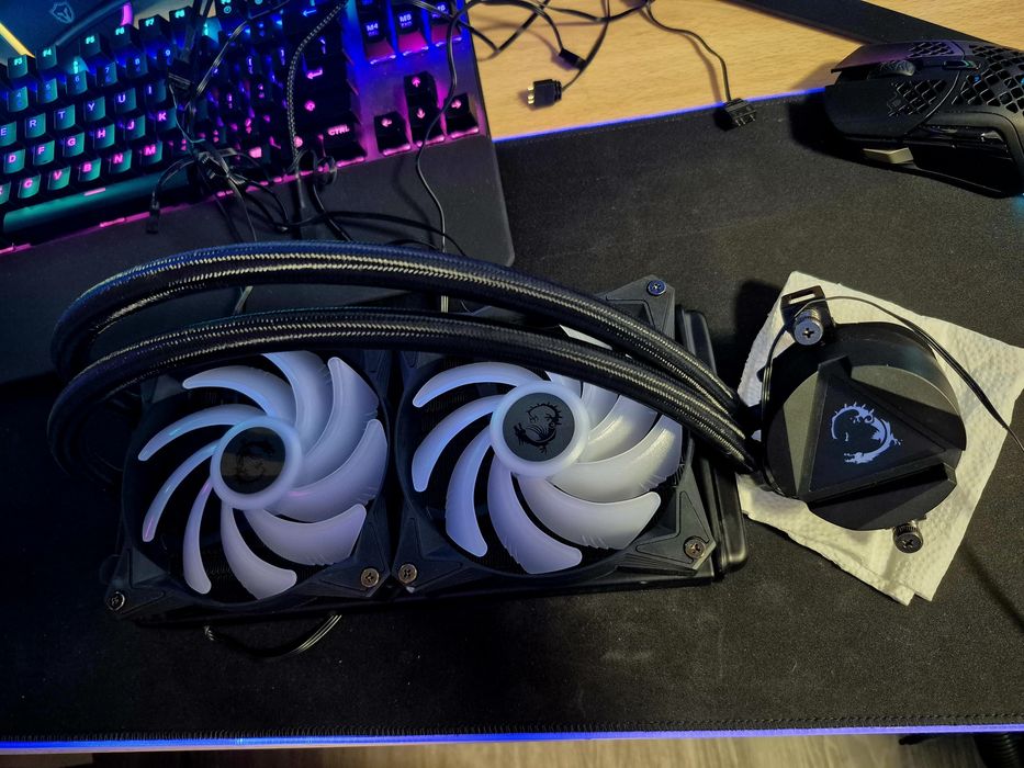 Chłodzenie wodne MSI MAG CoreLiquid 240R V2 Argb