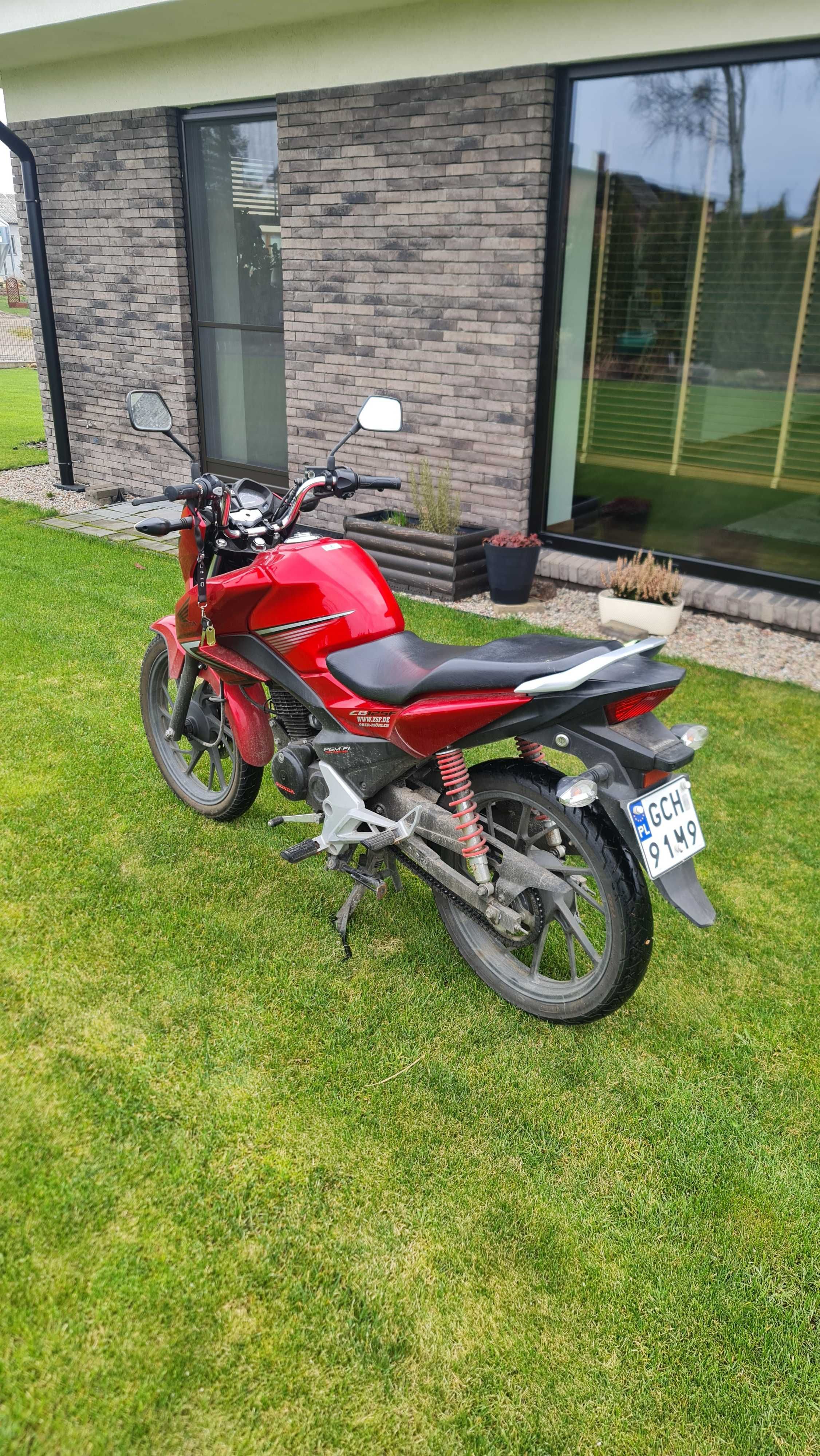 Motocykl Honda CBF 125