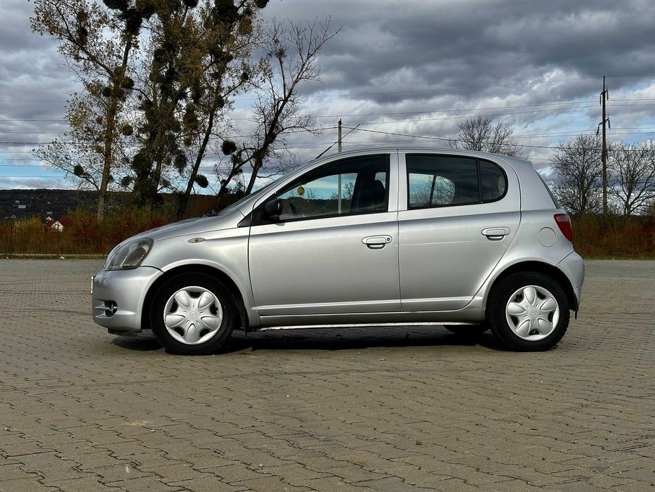 2001 Toyota Yaris