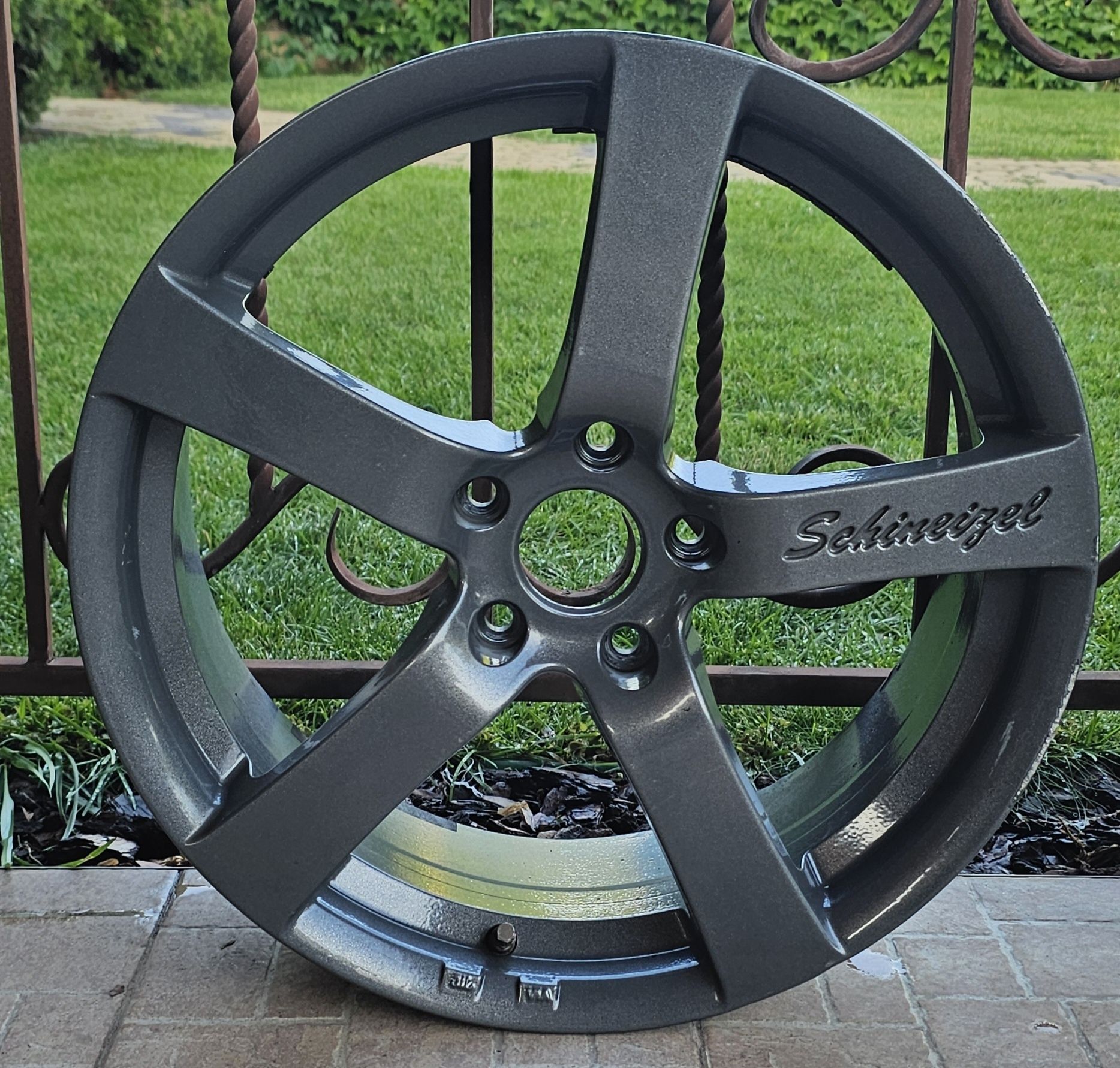 Диски 5х114.3 R18