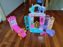 BARBIE tęczowy pałacyk dla lalek