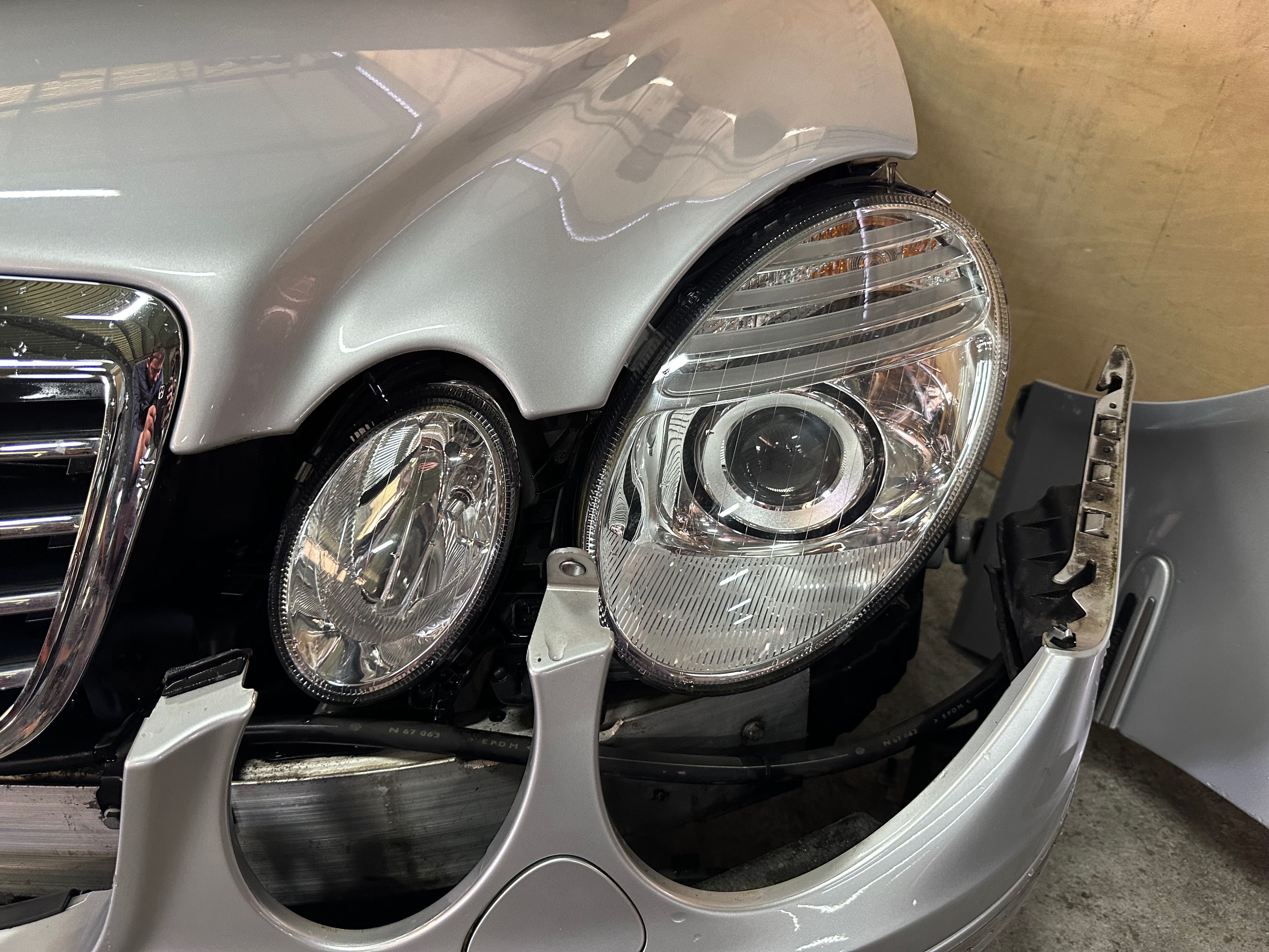 Frente completa com faróis xenon Mercedes W211 E220 MARETIAL ORIGINAL