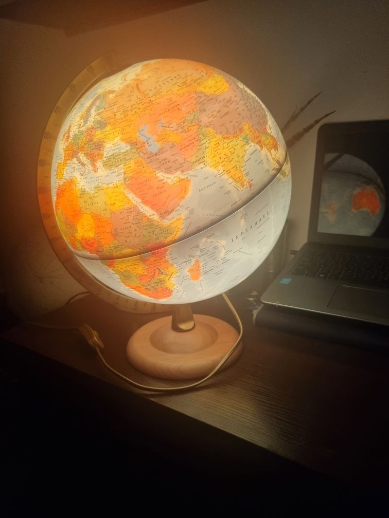 Globus podświetlany - Włochy