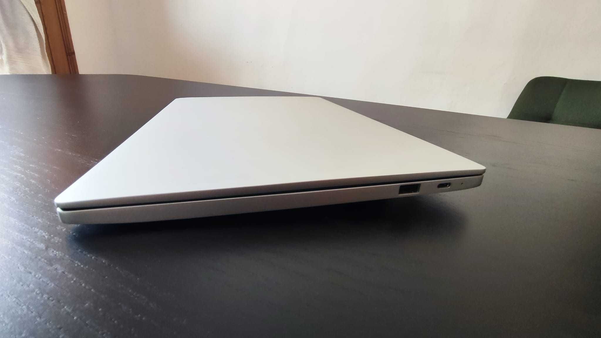 Portátil Xiaomi Notebook Air 2019 13.3 - i5 Quad-Core - 8GB RAM - 1TB