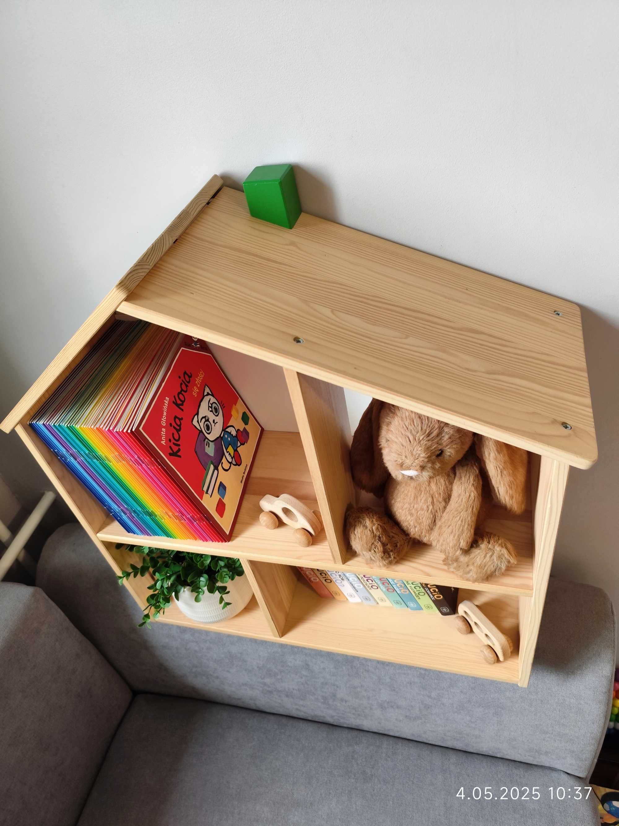 Półka domek Ikea flisat