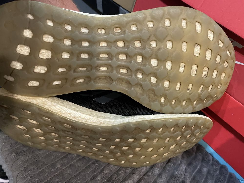 Чоловічі кросівки adidas Senseboost Go 43(27,5см) оригінал