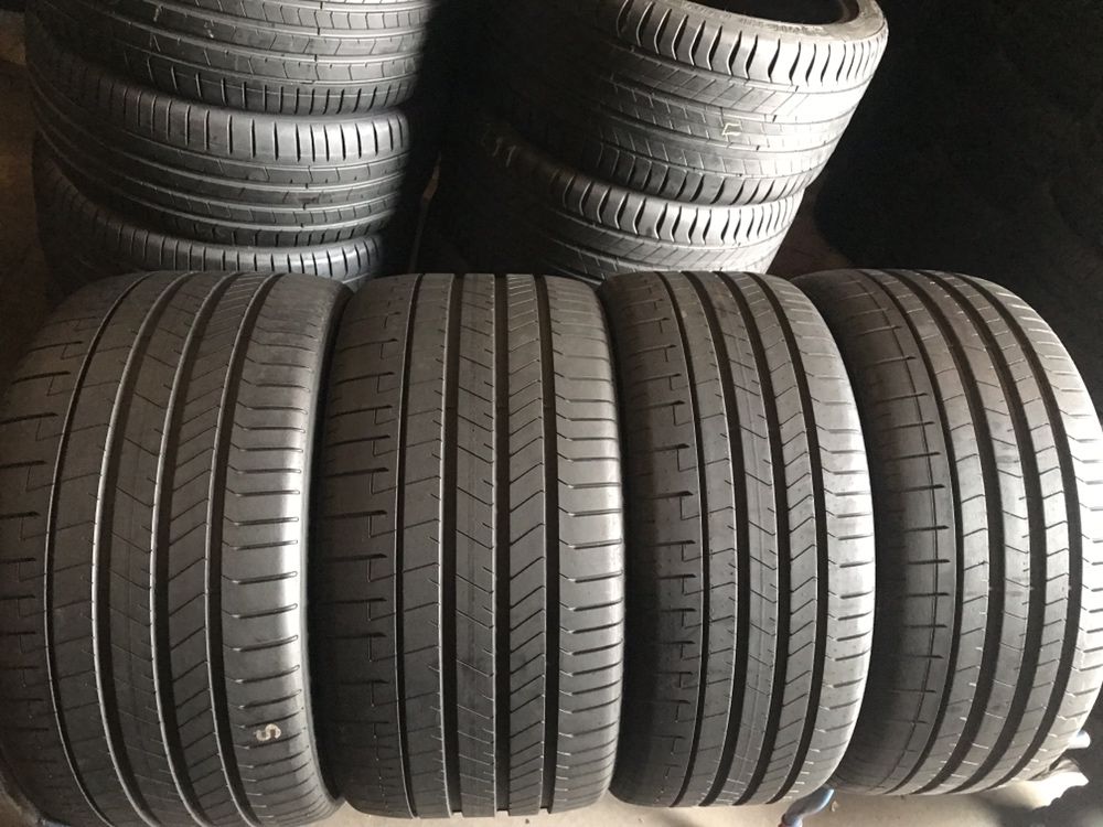 305/30/21+265/35/21 R21 Pirelli PZero PZ4 4шт