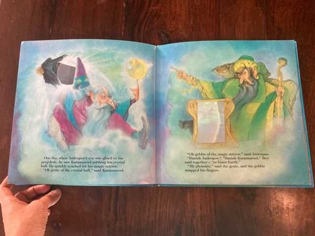 The Two Wizards with 9 magical holograms Książka po angielsku