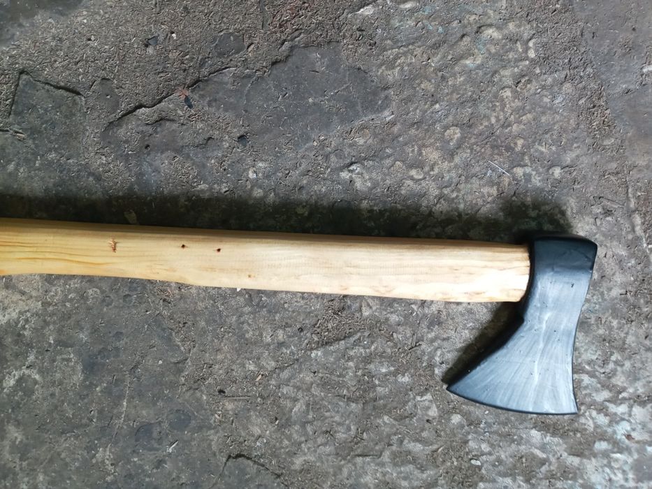 Топорик. Небольшой. Б/у.