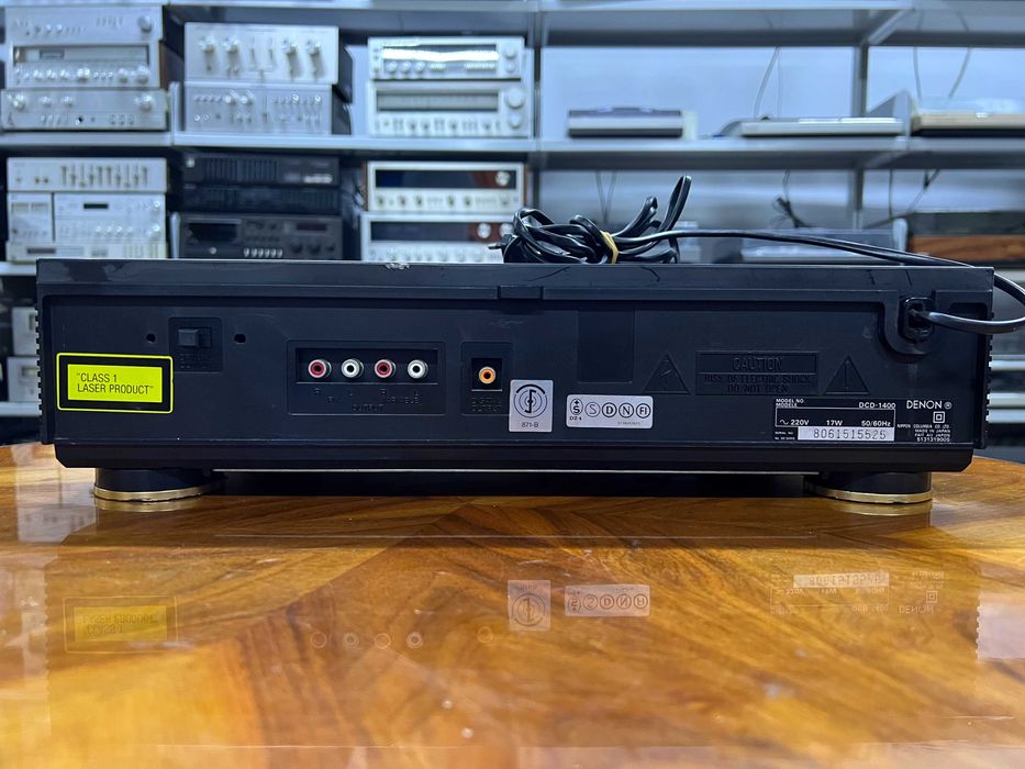 Odtwarzacz płyt CD Denon DCD-1400, Audio Room