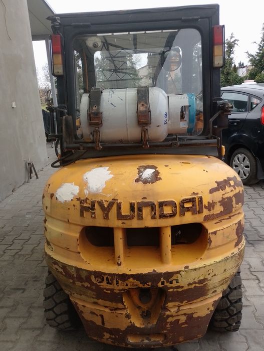 Wózek widłowy Hyundai HLF 25 ll 2004r